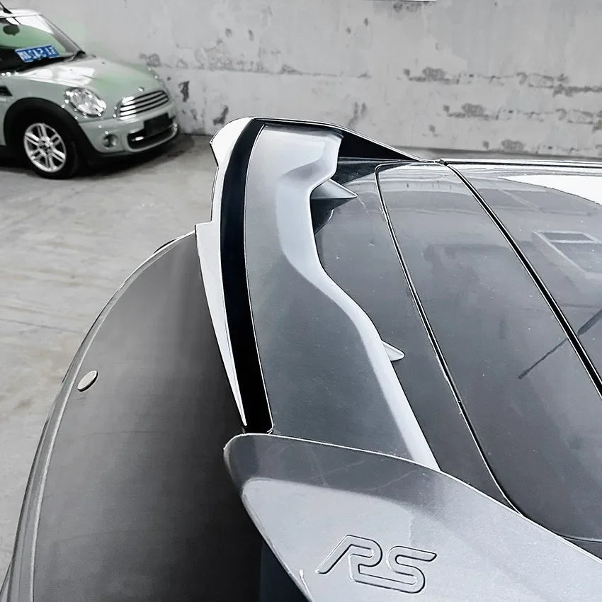 Rear Wing Spoiler for Ford Focus MK3 RS 2011–2018 – Gloss Black Carbon Look